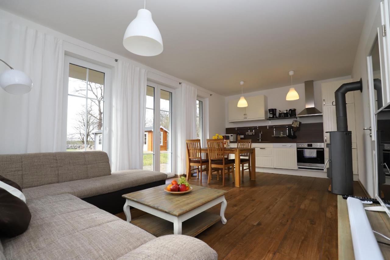 Ferienwohnung1 In Der Villa Westwind Thiessow Eksteriør billede